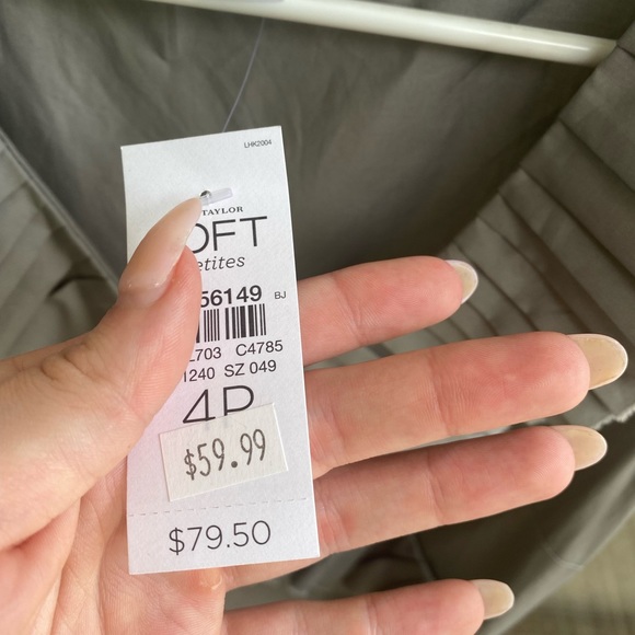 NWT Loft Dress - Picture 3 of 4